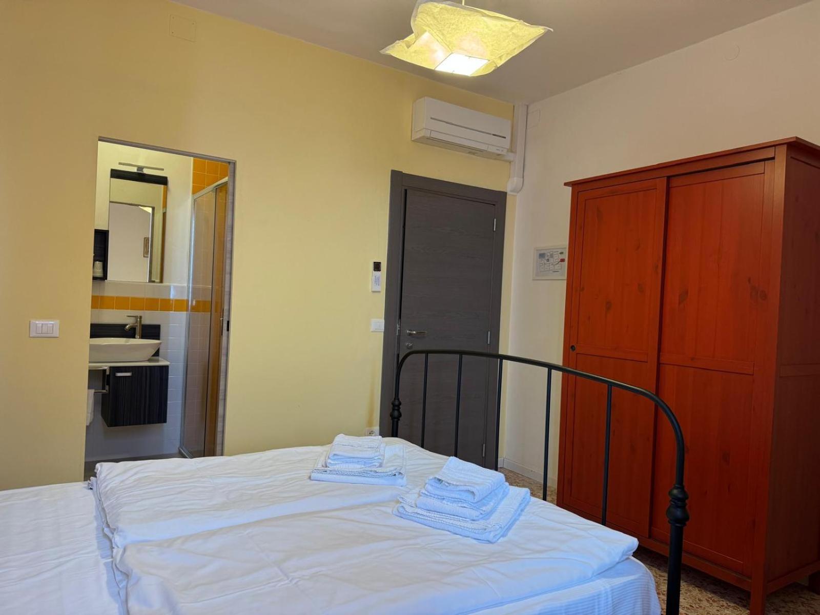 Pra De La Fam B&B ติญญาเล ภายนอก รูปภาพ