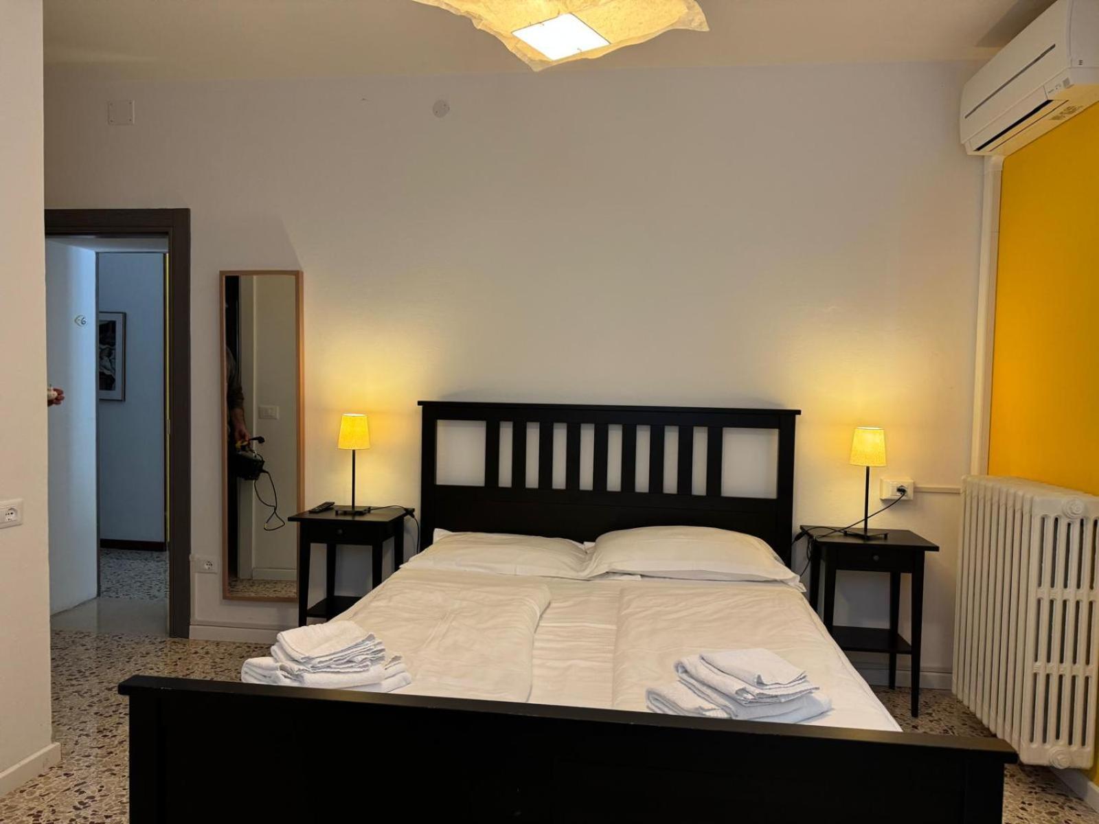 Pra De La Fam B&B ติญญาเล ภายนอก รูปภาพ